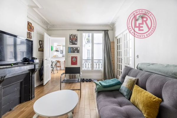 Appartement de luxe à vendre à Paris 10ème, 689 000 €, Photo 1
