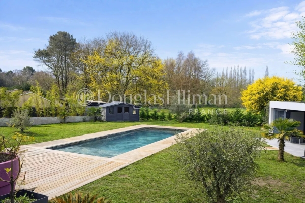 Maison de luxe à vendre à Léognan, 895 000 €, Photo 2