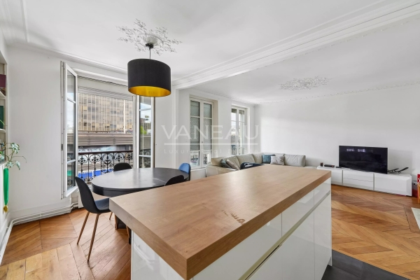 Luxury Apartment for sale in Paris 14Ème, 1 040 000 €, Photo 3