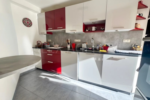 Luxury Apartment for sale in Saint-Tropez, 860 000 €, Photo 5