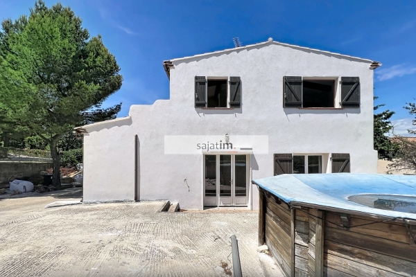 Maison de luxe à vendre à La Seyne-sur-Mer, 499 000 €, Photo 1