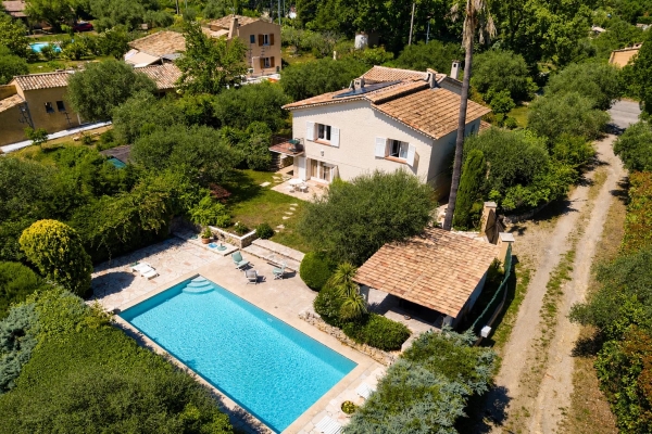 Maison de luxe à vendre à Opio, 950 000 €, Photo 1