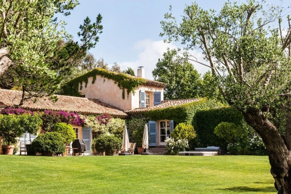 Luxury House for rental in Gassin, 18 250 €, Photo 1
