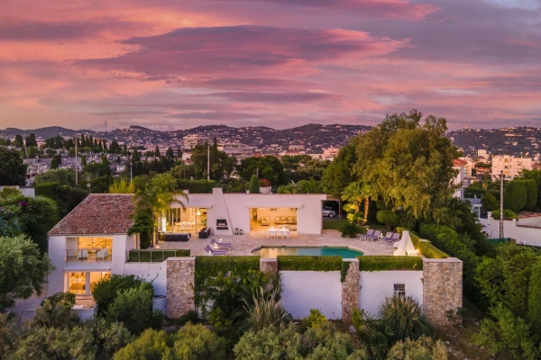Luxury House for rental in Cannes, 19 000 €, Photo 1
