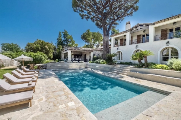 Luxury House for rental in Saint-Tropez, 19 000 €, Photo 1