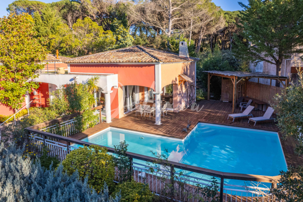 Maison de luxe à vendre à Saint-Raphaël, 995 000 €, Photo 4