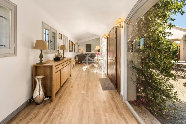 Maison de luxe à vendre à Cagnes-sur-Mer, 1 620 000 €, Photo 6