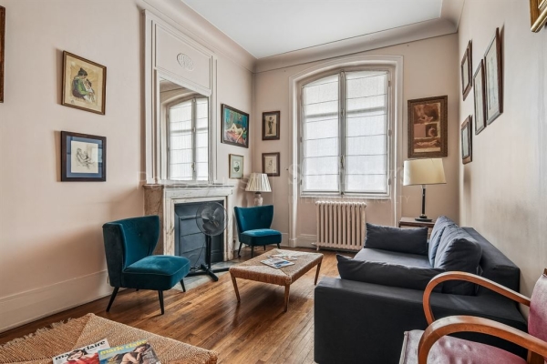 Luxury Apartment for sale in Paris 7Ème, 1 225 000 €, Photo 1