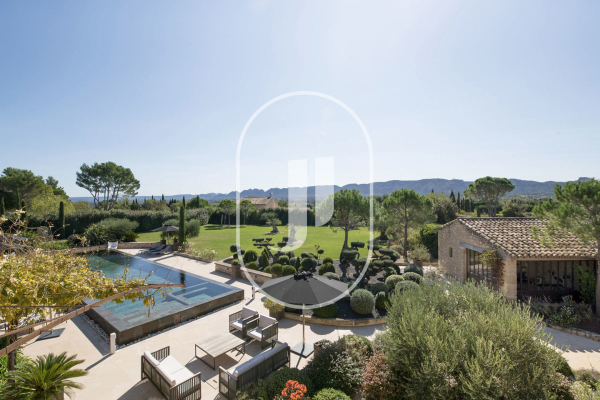 Maison de luxe à vendre à Saint-Rémy-de-Provence, 6 890 000 €, Photo 1