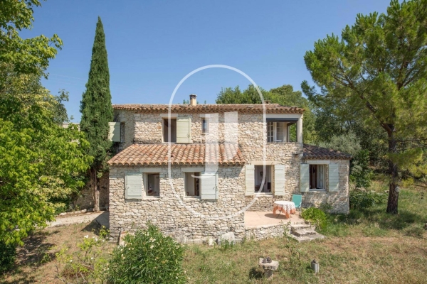 Luxury House for sale in Gordes, 995 000 €, Photo 1