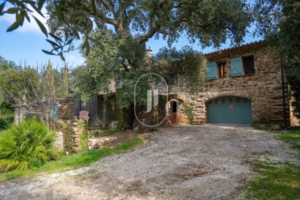 Maison de luxe à vendre à La Môle, 890 000 €, Photo 1