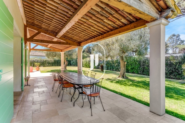 Maison de luxe à vendre à Saint-Tropez, 4 450 000 €, Photo 1