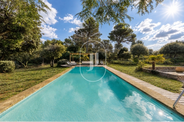 Maison de luxe à vendre à Aix-en-Provence, 1 750 000 €, Photo 1