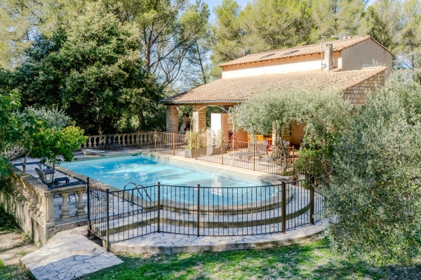 Maison de luxe à vendre à Grans, 1 990 000 €, Photo 1