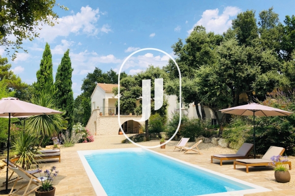 Maison de luxe à vendre à Salon-de-Provence, 958 000 €, Photo 1