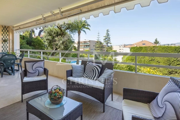 Luxury Apartment for sale in Le Cannet, 655 000 €, Photo 1