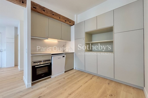Luxury Apartment for sale in Paris 3Ème, 490 000 €, Photo 2
