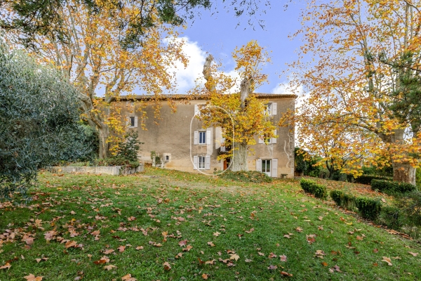 Maison de luxe à vendre à Lacoste, 2 800 000 €, Photo 2