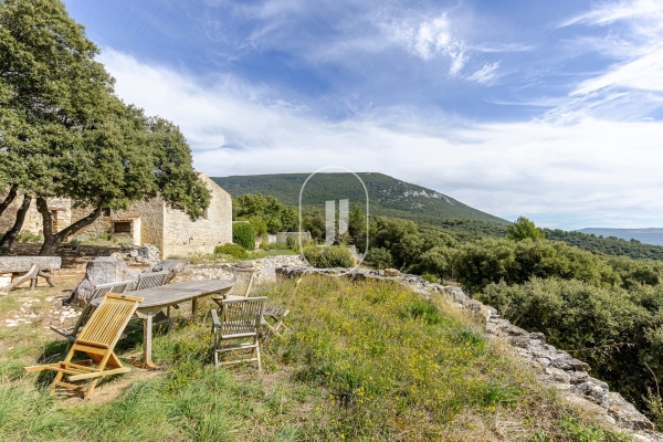 Luxury House for sale in Rustrel, 1 395 000 €, Photo 2