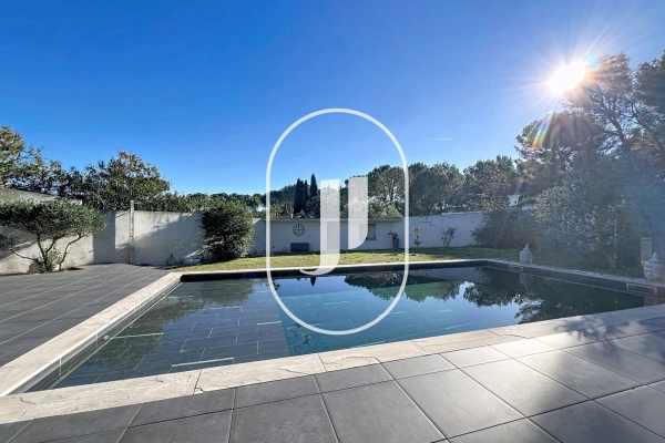 Maison de luxe à vendre à Ventabren, 1 050 000 €, Photo 2