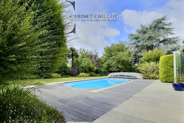 Maison de luxe à vendre à Saintes, 561 750 €, Photo 2