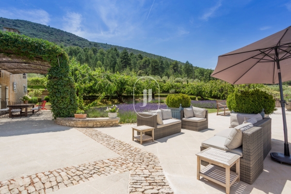 Luxury House for sale in Bonnieux, 2 690 000 €, Photo 3