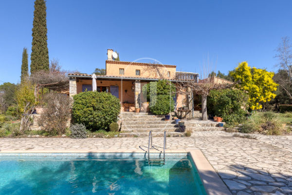 Luxury House for sale in Entrecasteaux, 1 050 000 €, Photo 3