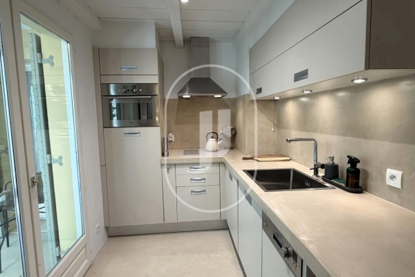Appartement de luxe à vendre à Grimaud, 325 000 €, Photo 3