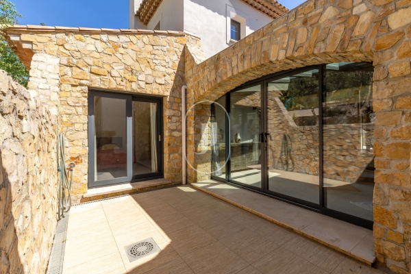 Maison de luxe à vendre à Grimaud, 1 341 000 €, Photo 3