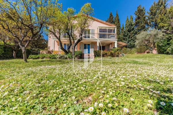 Luxury House for sale in Aix-en-Provence, 1 580 000 €, Photo 3
