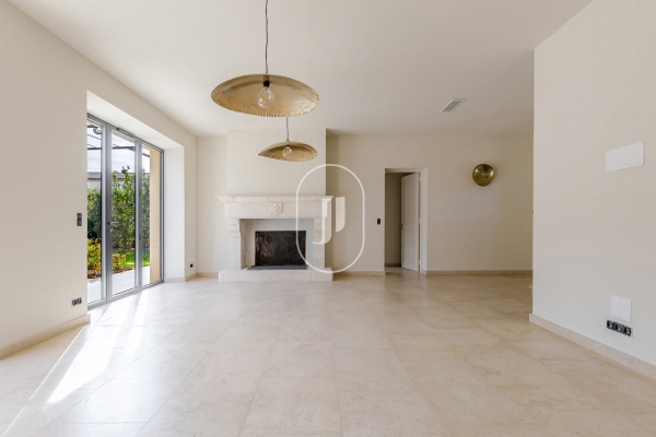 Luxury House for sale in Bonnieux, 2 350 000 €, Photo 4