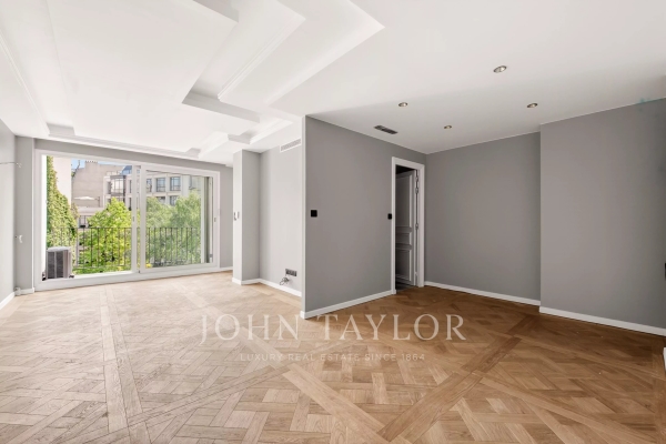 Luxury Apartment for sale in Paris 8ème, 695 000 €, Photo 4