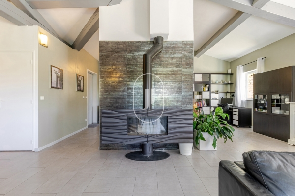 Maison de luxe à vendre à Gordes, 775 000 €, Photo 5