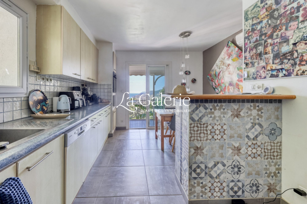 Maison de luxe à vendre à Carqueiranne, 1 280 000 €, Photo 7