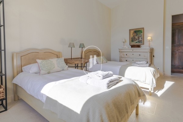 Maison de luxe à vendre à Gordes, 3 795 000 €, Photo 7