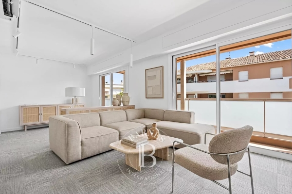 Appartement de luxe à vendre à Sainte-Maxime, 499 000 €, Photo 1