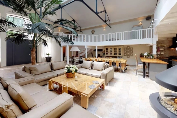 Luxury Apartment for sale in Cannes, 2 100 000 €, Photo 1