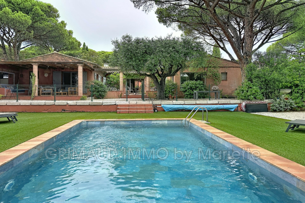 Maison de luxe à vendre à Sainte-Maxime, 2 575 000 €, Photo 1