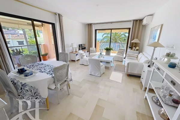 Luxury Apartment for sale in Le Cannet, 690 000 €, Photo 2