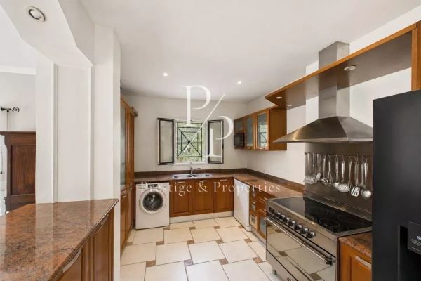 Maison de luxe à vendre à Mougins, 990 000 €, Photo 5
