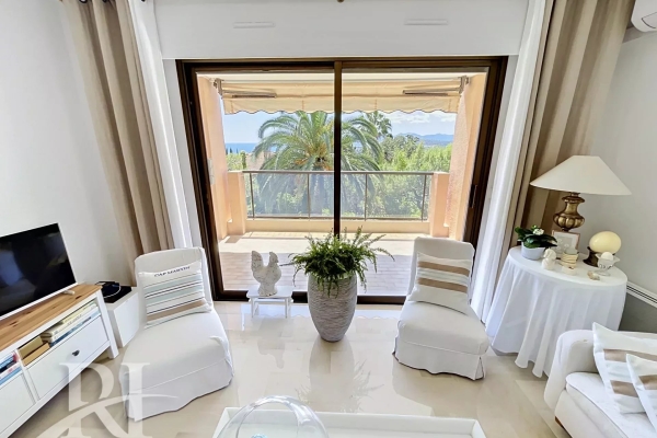 Luxury Apartment for sale in Le Cannet, 690 000 €, Photo 6