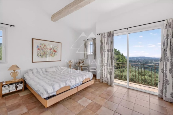 Luxury House for sale in Grasse, 1 590 000 €, Photo 7
