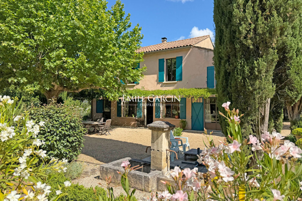 Maison de luxe à vendre à Carpentras, 880 000 €, Photo 1