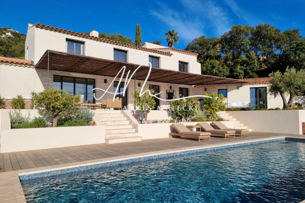 Maison de luxe à vendre à Cavalaire-sur-Mer, 2 800 000 €, Photo 1