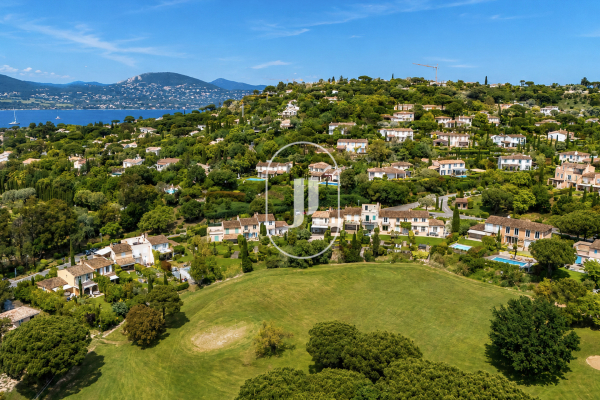 Maison de luxe à vendre à Gassin, 2 300 000 €, Photo 1