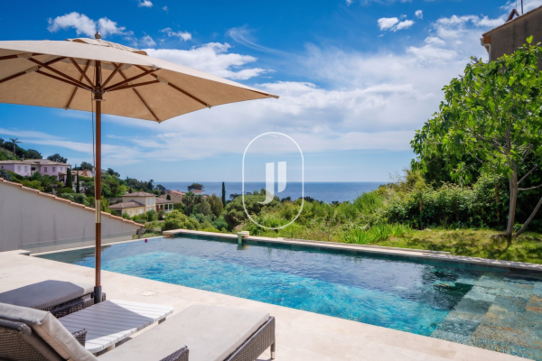 Maison de luxe à vendre à Roquebrune-sur-Argens, 998 000 €, Photo 1