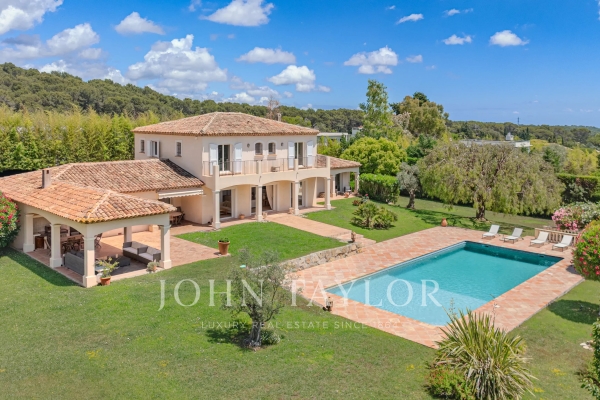 Maison de luxe à vendre à Mougins, 3 400 000 €, Photo 1