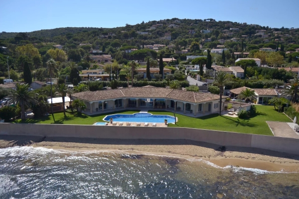Maison de luxe à louer à Saint-Tropez, 32 000 €, Photo 1