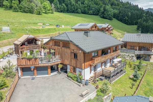 Luxury House for sale in Morzine, 1 650 000 €, Photo 2
