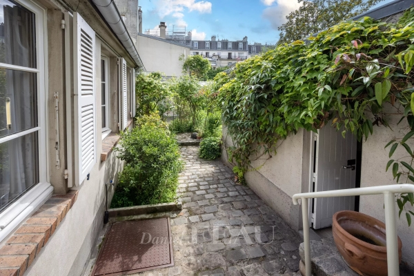 Maison de luxe à vendre à Paris 18Ème, 3 250 000 €, Photo 2